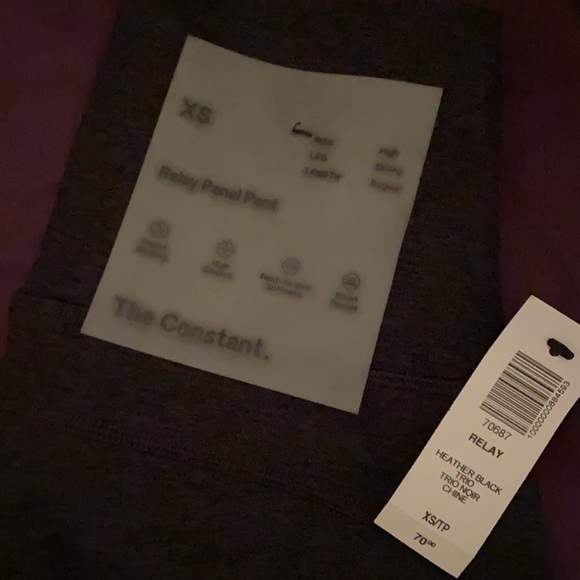 Aritzia The Constant Relay Panel Pants (size xs) - Picture 3 of 5